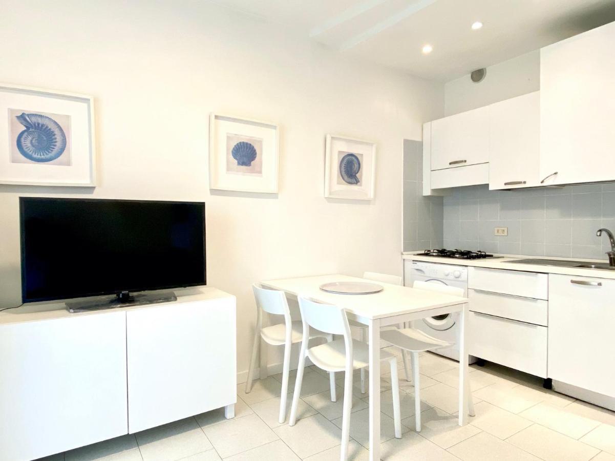 Appartamenti Cristina Carraro Immobiliare - Family Apartments ลิโดดิเยโซโล ภายนอก รูปภาพ