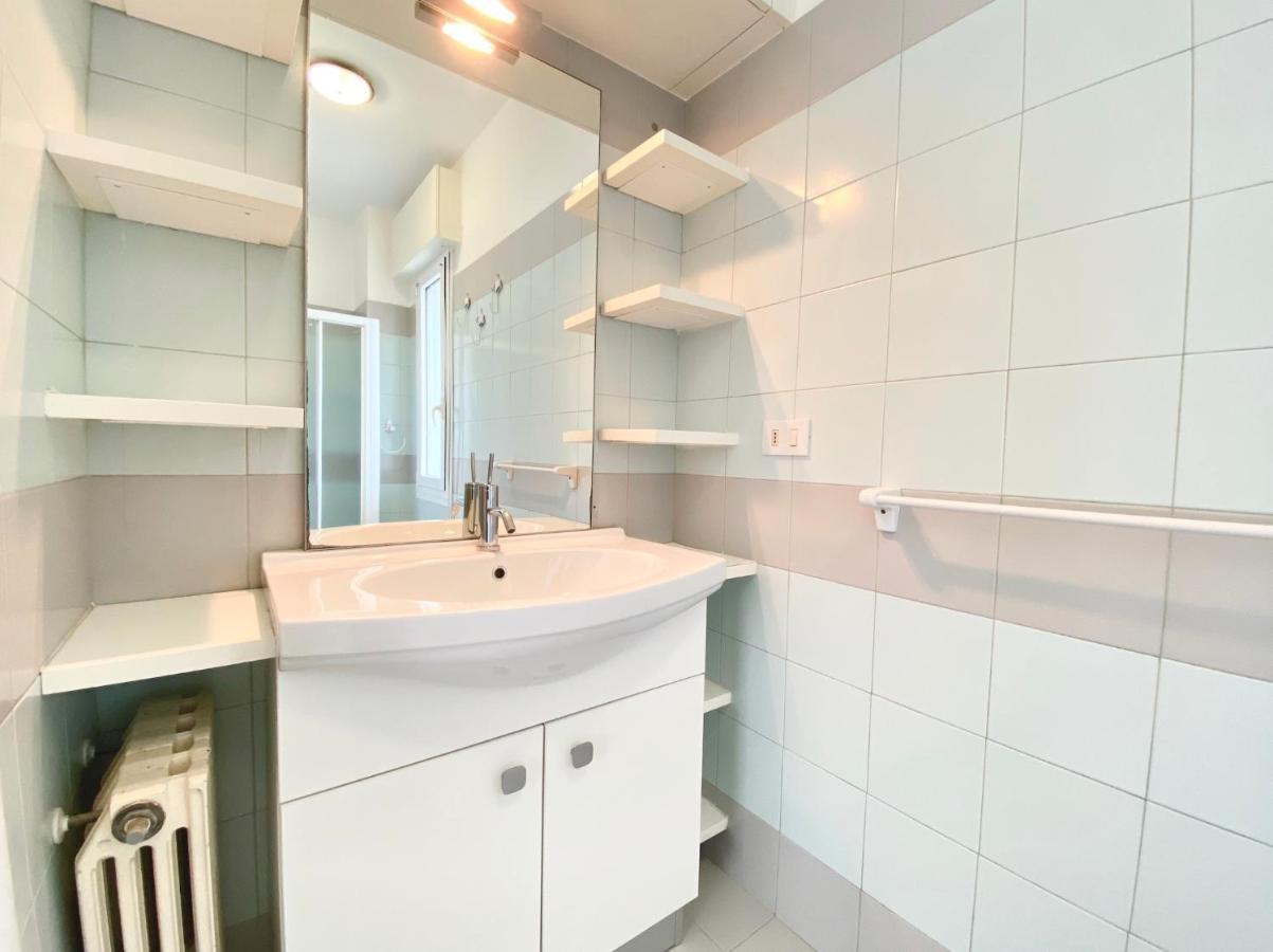 Appartamenti Cristina Carraro Immobiliare - Family Apartments ลิโดดิเยโซโล ภายนอก รูปภาพ